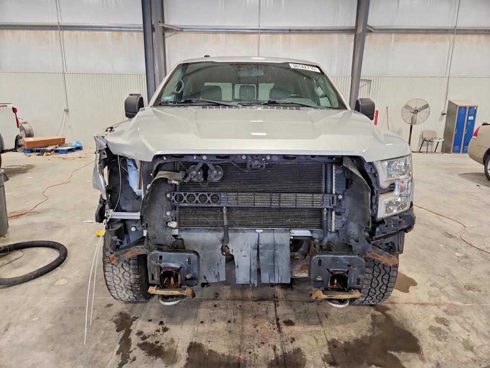 56142716 :رقم المزاد ، 1FTEW1EF9HKD72217 vin ، 2017 Ford F150 مزاد بيع