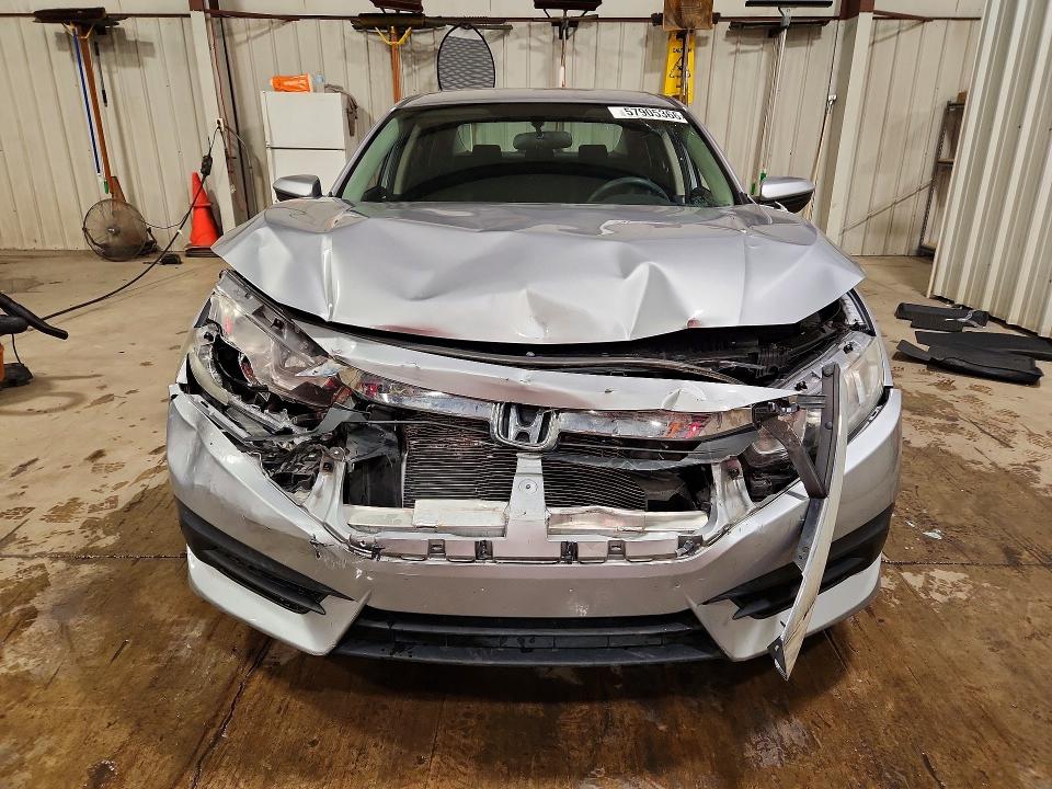 Aukcja sprzedaży 2018 Honda Civic, vin: 2HGFC2F57JH533171, numer aukcji: 57905366