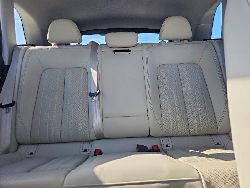 Продажа на аукционе авто 2019 Audi E-tron, vin: WA1LAAGEXKB009033, номер лота: 57530156