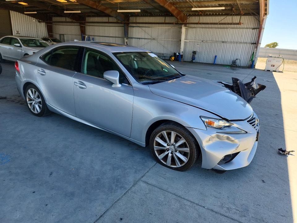 56171116 :رقم المزاد ، JTHBF1D22F5050661 vin ، 2015 Lexus Is مزاد بيع