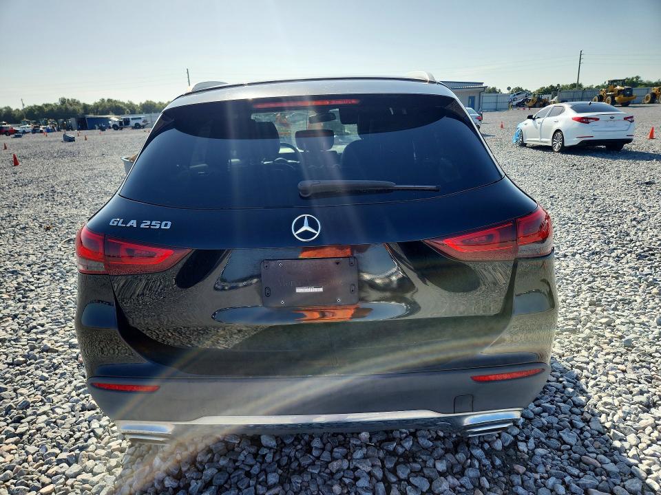 58161876 :رقم المزاد ، W1N4N4GB4MJ156682 vin ، 2021 Mercedes-benz Gla مزاد بيع