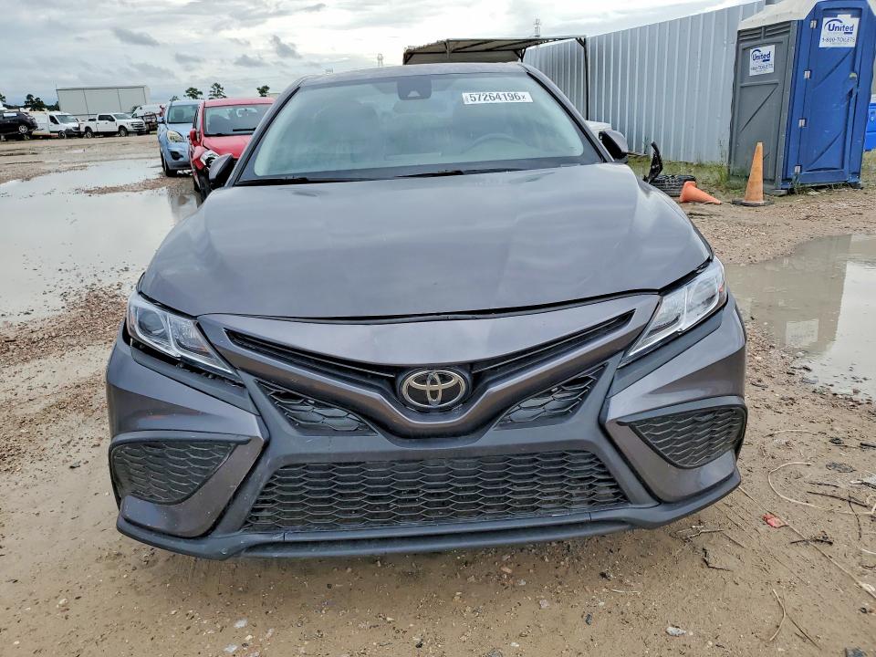 Продажа на аукционе авто 2024 Toyota Camry, vin: 4T1G11AK5RU864786, номер лота: 57264196