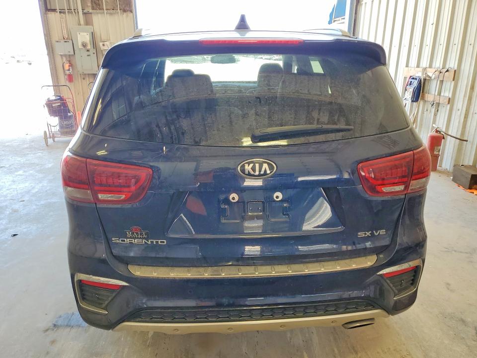 2020 Kia Sorento მანქანა იყიდება აუქციონზე, vin: 5XYPK4A54LG696421, აუქციონის ნომერი: 58979926