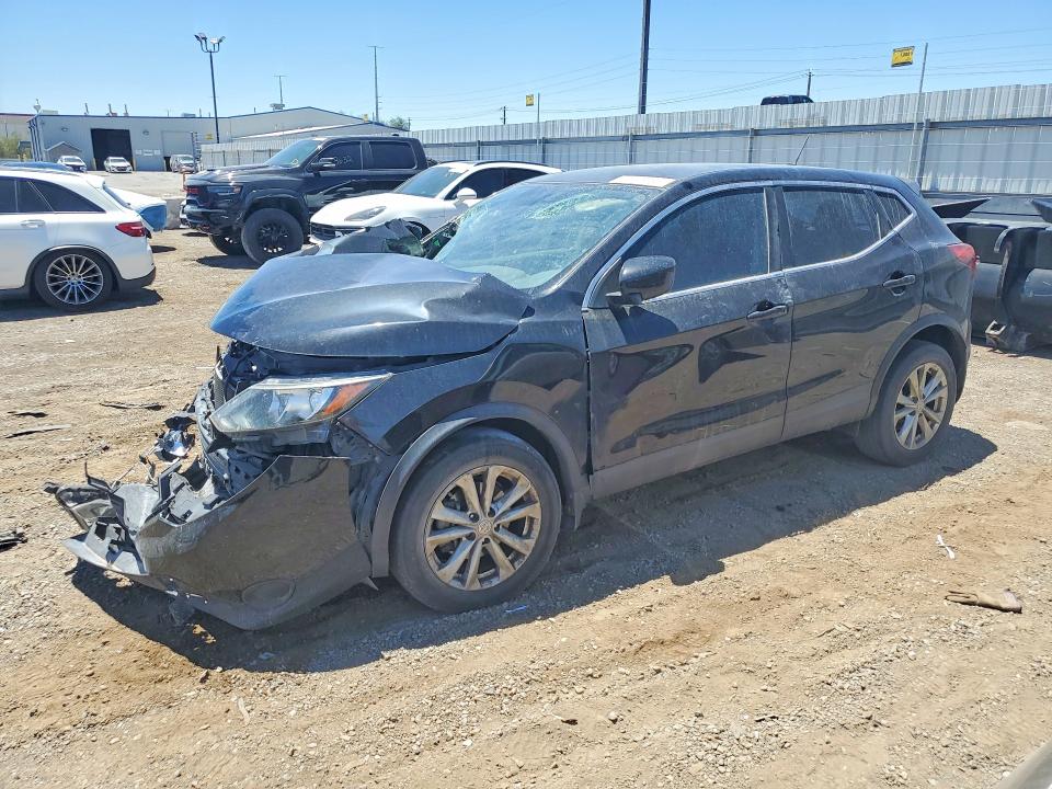 52096086 :رقم المزاد ، JN1BJ1CP9HW019419 vin ، 2017 Nissan Rogue Sport مزاد بيع