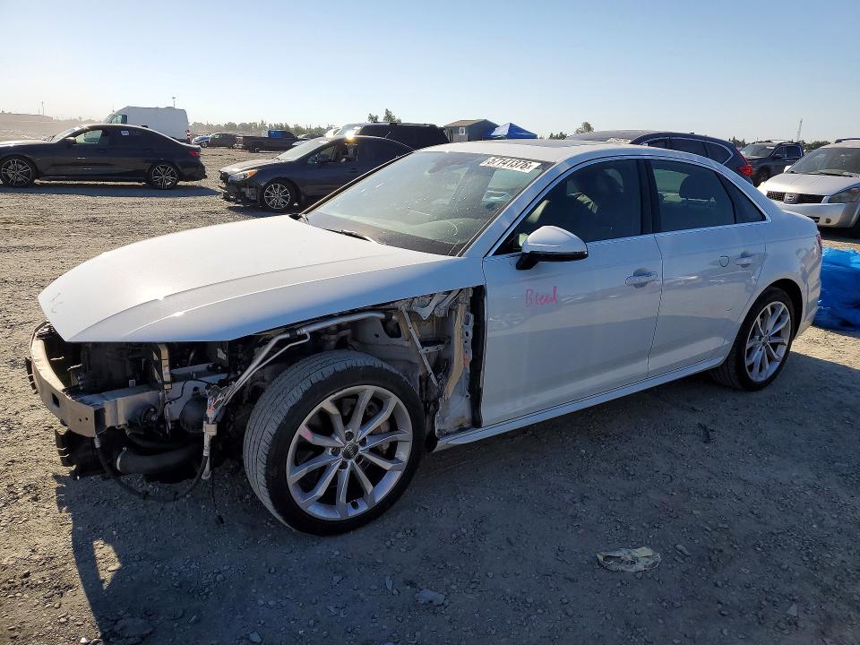 Продажа на аукционе авто 2019 Audi A4, vin: WAUENAF4XKA039485, номер лота: 57141376