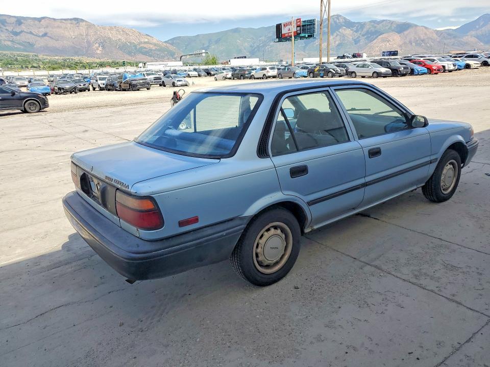 56142806 :رقم المزاد ، 1NXAE92E8KZ011693 vin ، 1989 Toyota Corolla مزاد بيع