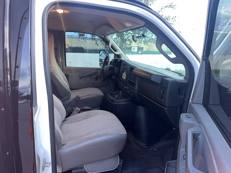 57080876 :رقم المزاد ، 1HA3GRCG0KN000104 vin ، 2019 Chevrolet Express G3500 مزاد بيع