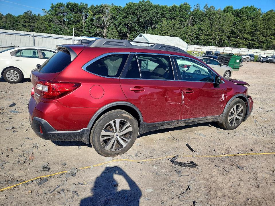 55990306 :رقم المزاد ، 4S4BSENC5J3373789 vin ، 2018 Subaru Outback مزاد بيع