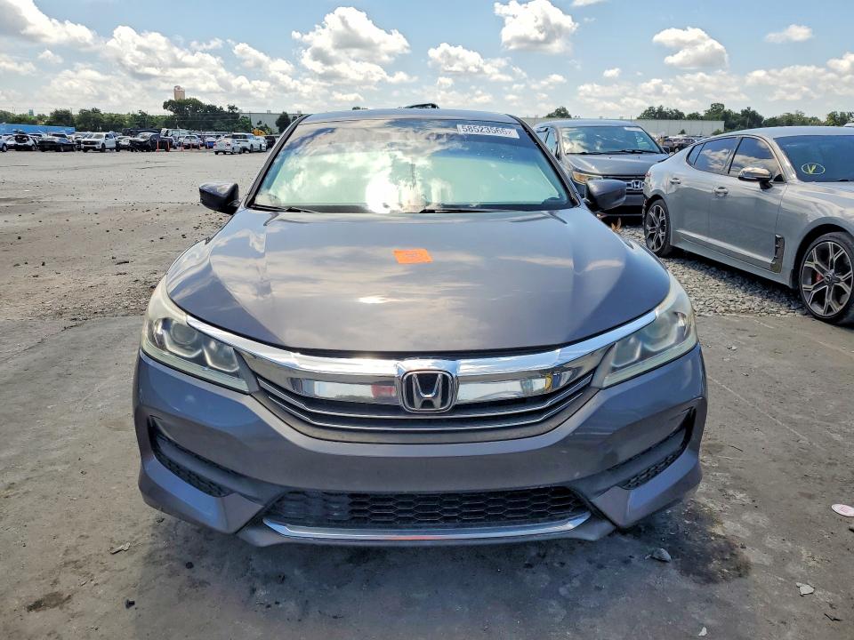 Продажа на аукционе авто 2017 Honda Accord, vin: 1HGCR2F3XHA257030, номер лота: 58523566