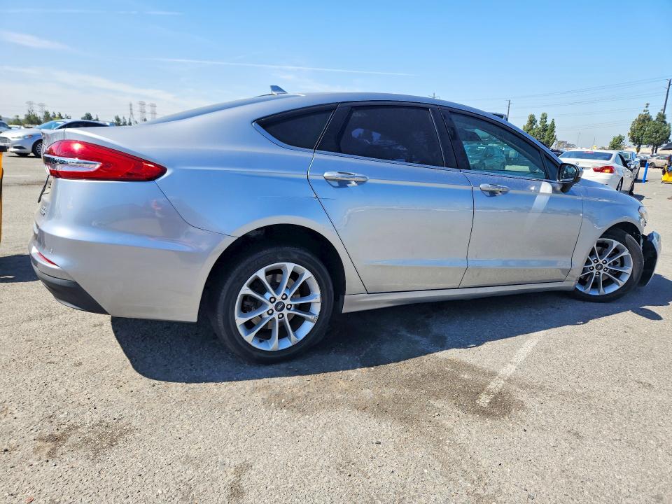2020 Ford Fusion მანქანა იყიდება აუქციონზე, vin: 3FA6P0LU5LR267228, აუქციონის ნომერი: 56361016
