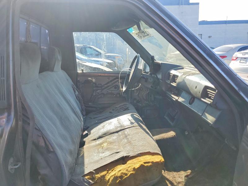 1988 Toyota Pickup მანქანა იყიდება აუქციონზე, vin: JT4RN50A2J5163901, აუქციონის ნომერი: 52930246