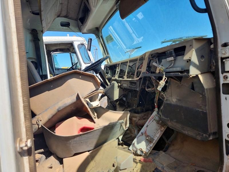 Продажа на аукционе авто 1999 International 4900, vin: 1HTSDAAN9XH606795, номер лота: 55910066