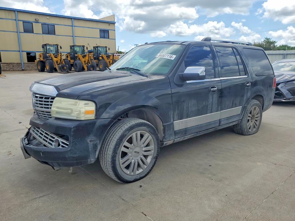 56807116 :رقم المزاد ، 5LMFU275X8LJ03327 vin ، 2008 Lincoln Navigator مزاد بيع