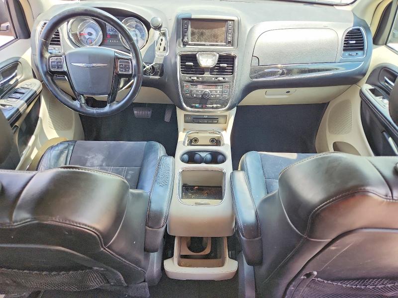 55948866 :رقم المزاد ، 2C4RC1CG4ER319895 vin ، 2014 Chrysler Town & Country مزاد بيع