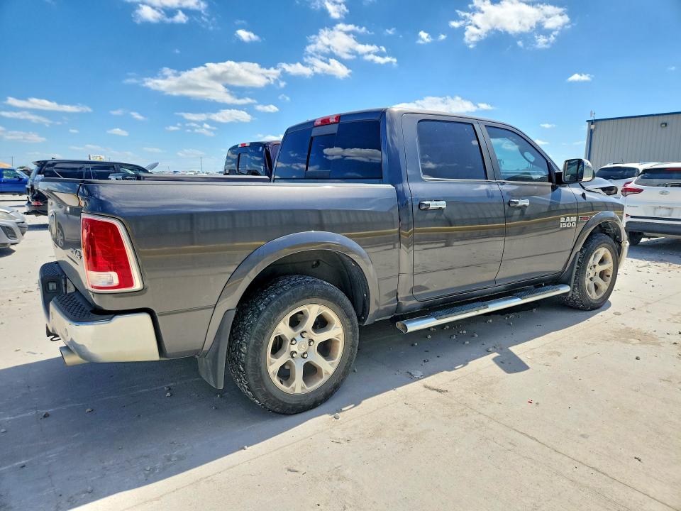 56618286 :رقم المزاد ، 1C6RR7NM8HS871835 vin ، 2017 Ram 1500 مزاد بيع