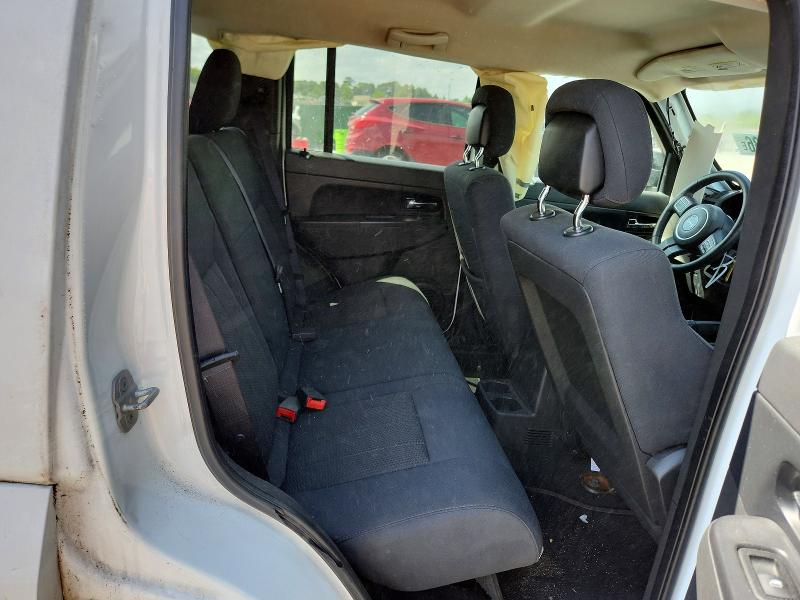 58940736 :رقم المزاد ، 1C4PJLAK1CW134417 vin ، 2012 Jeep Liberty مزاد بيع
