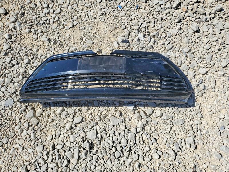 58748676 :رقم المزاد ، 2T1BURHE2JC028472 vin ، 2018 Toyota Corolla مزاد بيع
