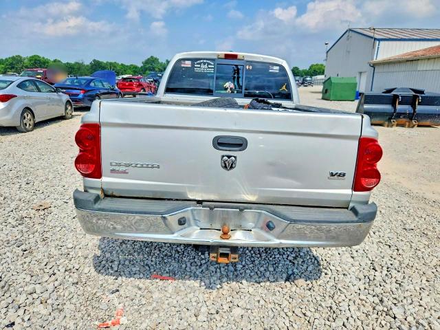 56999226 :رقم المزاد ، 1D7HW48N36S692802 vin ، 2006 Dodge Dakota مزاد بيع
