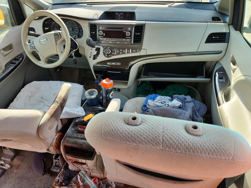 Продажа на аукционе авто 2013 Toyota Sienna, vin: 5TDKK3DC0DS323864, номер лота: 56575356