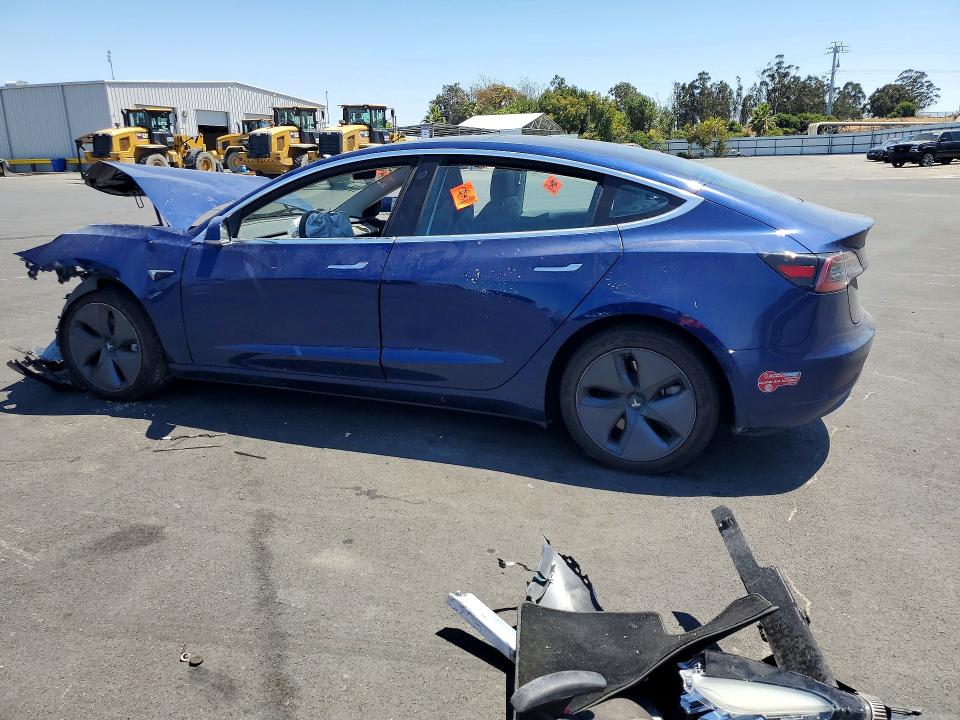 Продажа на аукционе авто 2018 Tesla Model 3, vin: 5YJ3E1EA5JF005493, номер лота: 57495326