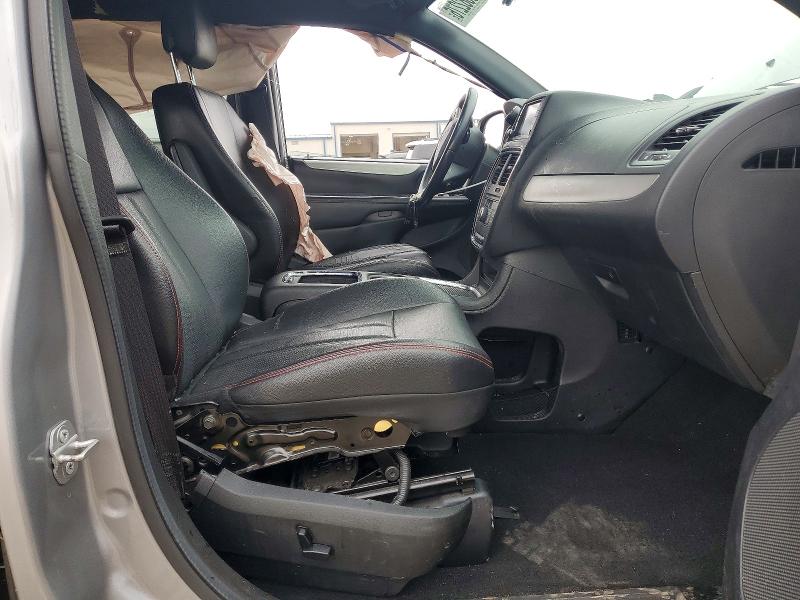 58582276 :رقم المزاد ، 2C4RDGEG1FR570016 vin ، 2015 Dodge Grand Caravan مزاد بيع