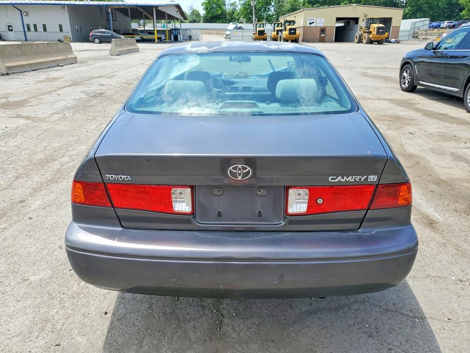 2000 Toyota Camry მანქანა იყიდება აუქციონზე, vin: JT2BG22K7Y0442762, აუქციონის ნომერი: 55764406