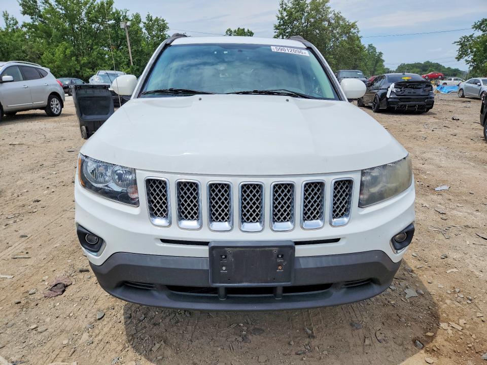 59012096 :رقم المزاد ، 1C4NJDEB3FD396334 vin ، 2015 Jeep Compass مزاد بيع