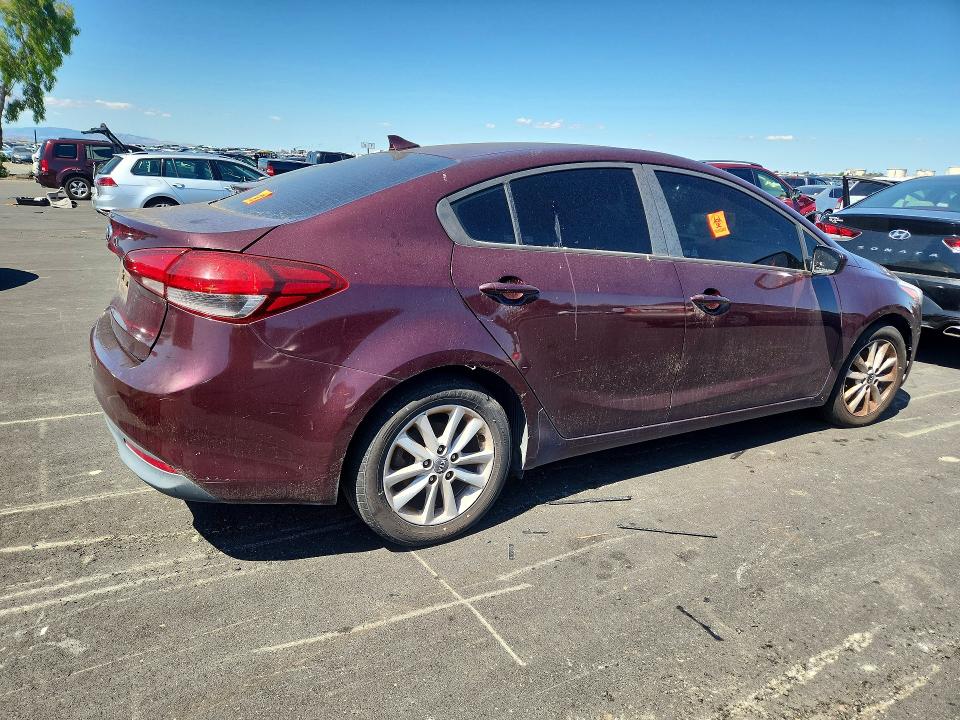 Продажа на аукционе авто 2017 Kia Forte, vin: 3KPFL4A75HE147003, номер лота: 56771446