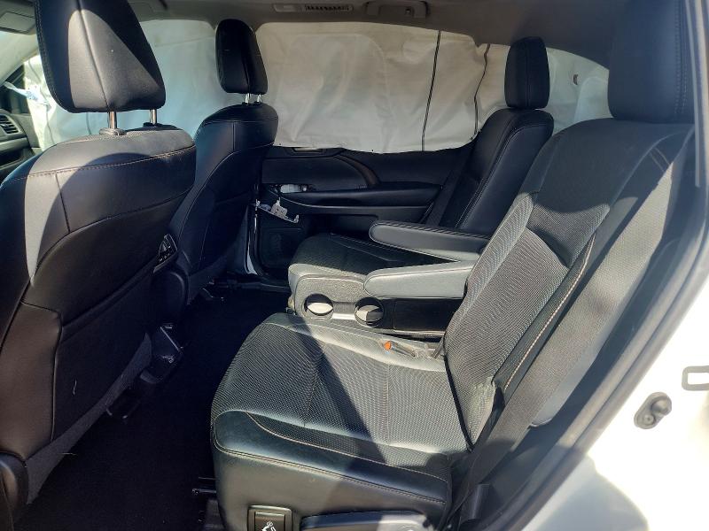2017 Toyota Highlander მანქანა იყიდება აუქციონზე, vin: 5TDDZRFH3HS456141, აუქციონის ნომერი: 58456376