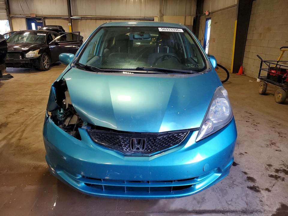 56933396 :رقم المزاد ، JHMGE8H30DC036948 vin ، 2013 Honda Fit مزاد بيع