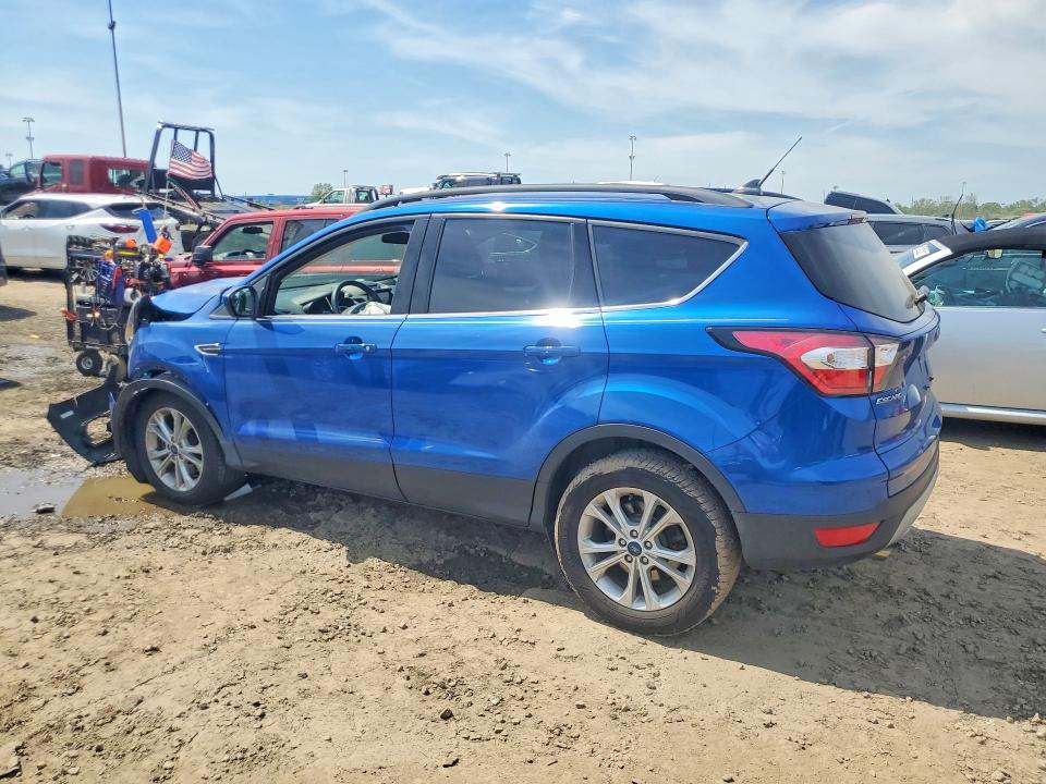 Продажа на аукционе авто 2018 Ford Escape, vin: 1FMCU9HD6JUB71368, номер лота: 55961316