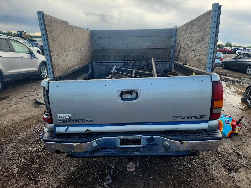 2001 Chevrolet Silverado მანქანა იყიდება აუქციონზე, vin: 2GCEK19T811299634, აუქციონის ნომერი: 57369546
