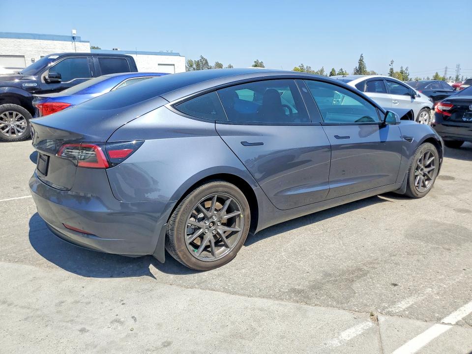 57952286 :رقم المزاد ، 5YJ3E1EA4PF473692 vin ، 2023 Tesla Model 3 مزاد بيع
