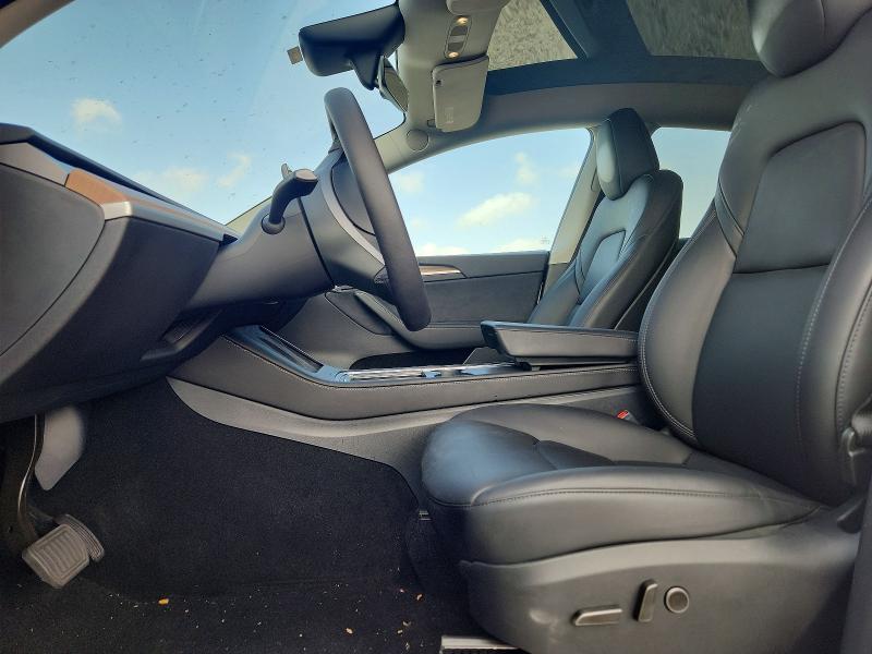 2025 Tesla Model Y მანქანა იყიდება აუქციონზე, vin: 7SAYGAEE9SF308168, აუქციონის ნომერი: 58784966