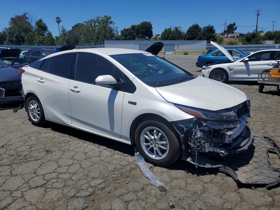 Продаж на аукціоні авто 2017 Toyota Prius Prime, vin: JTDKARFP8H3023342, номер лоту: 56317736