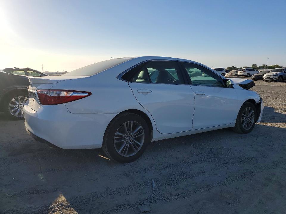 Aukcja sprzedaży 2015 Toyota Camry, vin: 4T1BF1FK4FU038091, numer aukcji: 85449225
