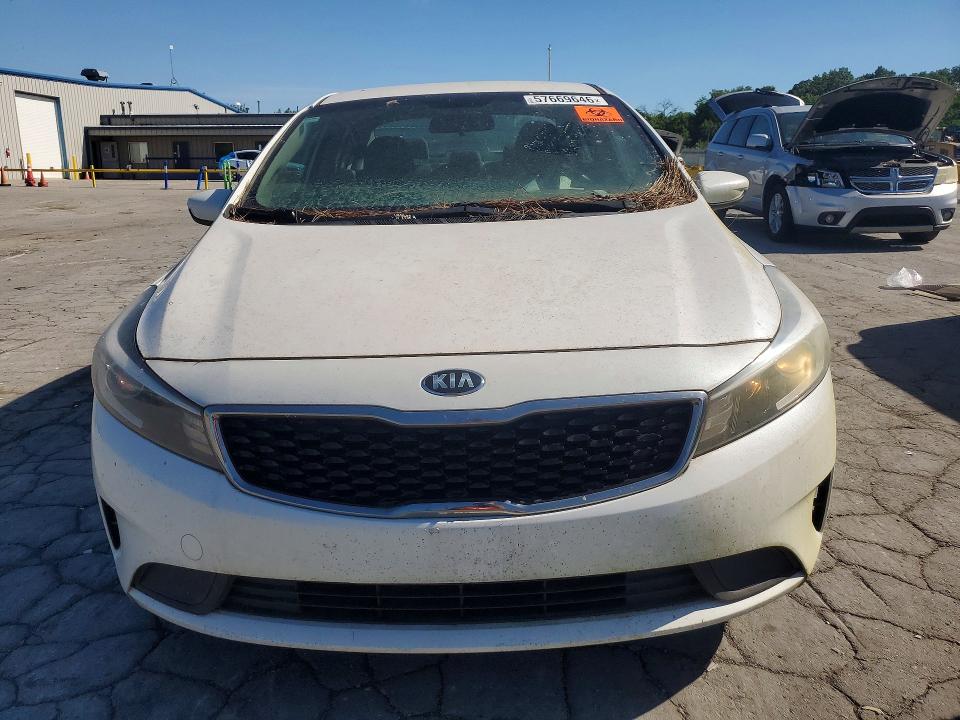 2017 Kia Forte მანქანა იყიდება აუქციონზე, vin: 3KPFL4A75HE052778, აუქციონის ნომერი: 57669646