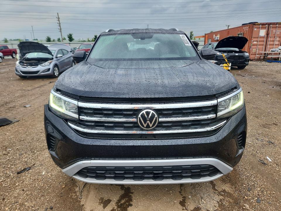 58333116 :رقم المزاد ، 1V21E2CA3LC230817 vin ، 2020 Volkswagen Atlas Cross Sport مزاد بيع