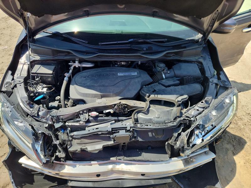 55551366 :رقم المزاد ، 5FNRL6H82KB118664 vin ، 2019 Honda Odyssey مزاد بيع