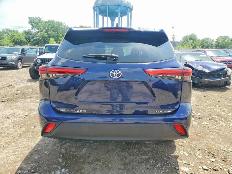 58899496 :رقم المزاد ، 5TDGZRBH0MS533268 vin ، 2021 Toyota Highlander مزاد بيع
