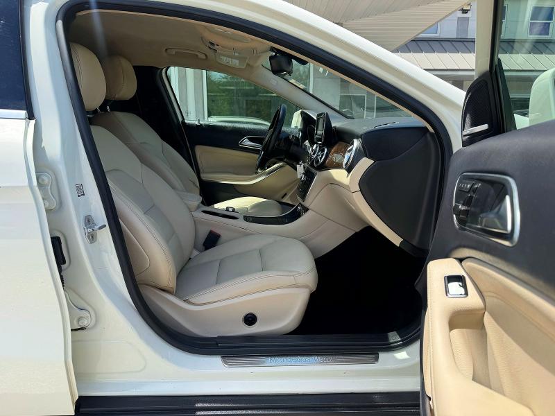 Продаж на аукціоні авто 2015 Mercedes-benz Gla, vin: WDCTG4GB0FJ080307, номер лоту: 57196726