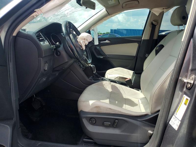 58090476 :رقم المزاد ، 3VV3B7AX8JM213550 vin ، 2018 Volkswagen Tiguan مزاد بيع