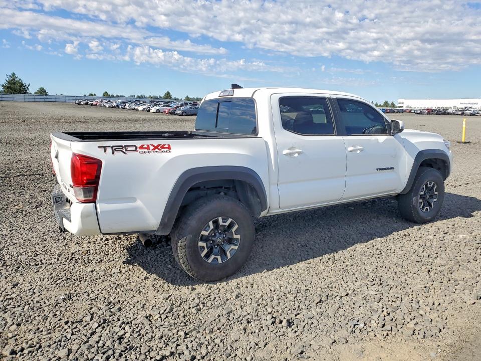 Продаж на аукціоні авто 2018 Toyota Tacoma, vin: 3TMCZ5AN9JM122350, номер лоту: 55740486