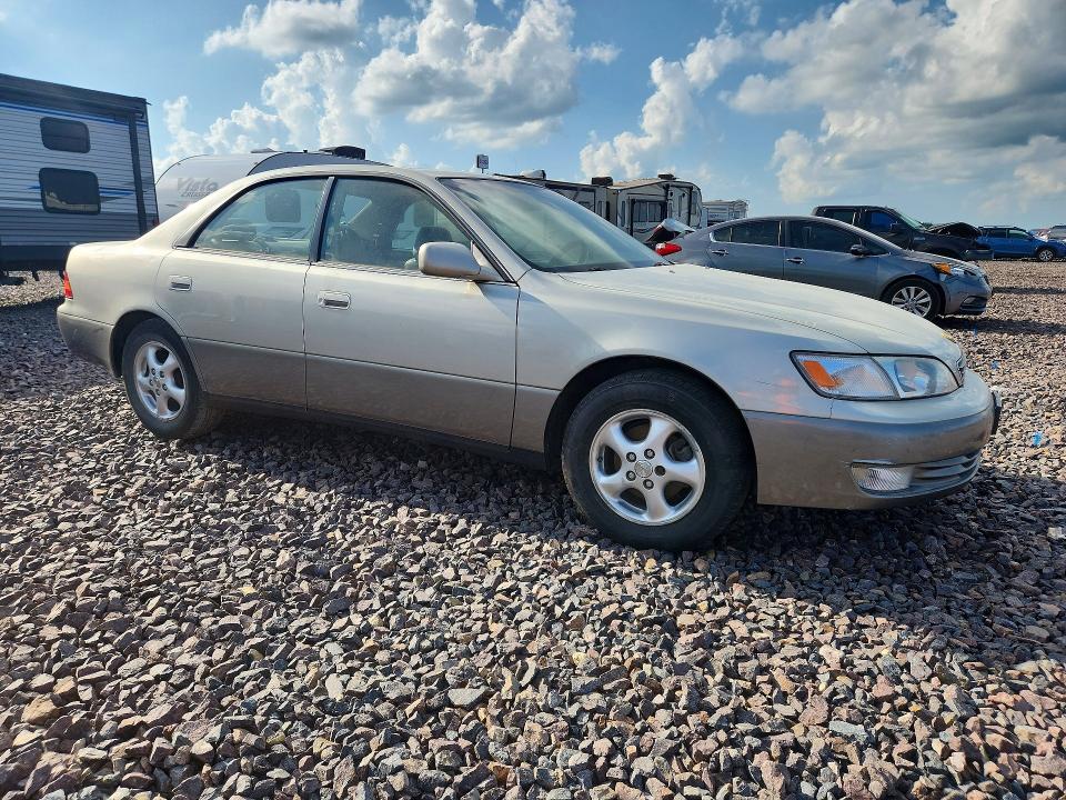 55542616 :رقم المزاد ، JT8BF28G2X5058661 vin ، 1999 Lexus Es مزاد بيع