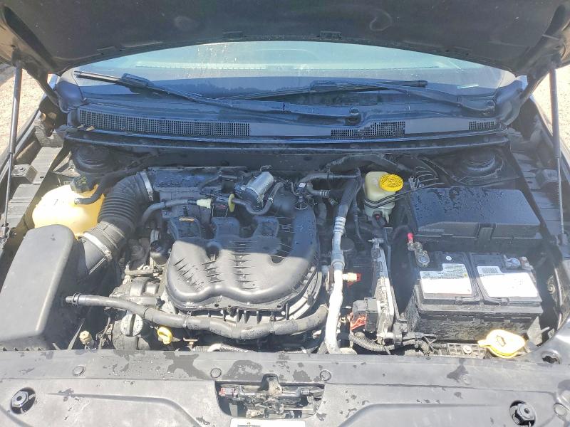 55957626 :رقم المزاد ، 1C3CCCCG2FN703775 vin ، 2015 Chrysler 200 مزاد بيع