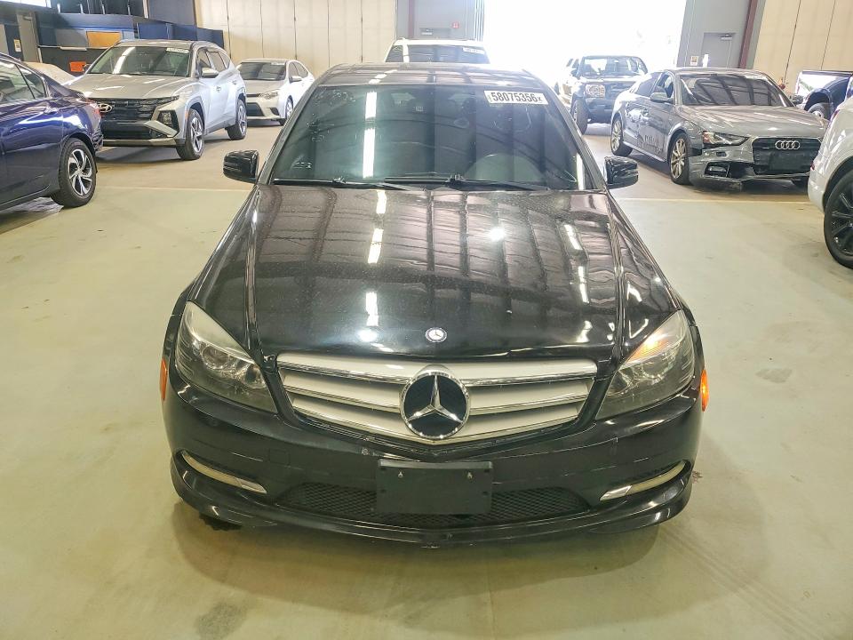 Продажа на аукционе авто 2011 Mercedes-benz C, vin: WDDGF8BB1BR183603, номер лота: 58075356