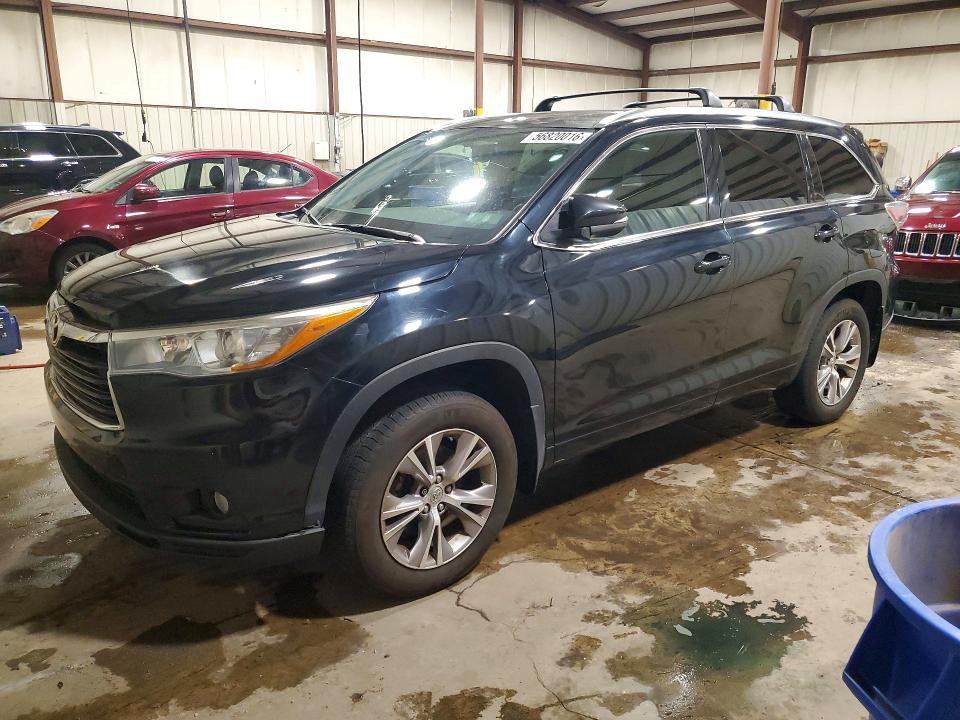 56820016 :رقم المزاد ، 5TDJKRFH7FS201576 vin ، 2015 Toyota Highlander مزاد بيع