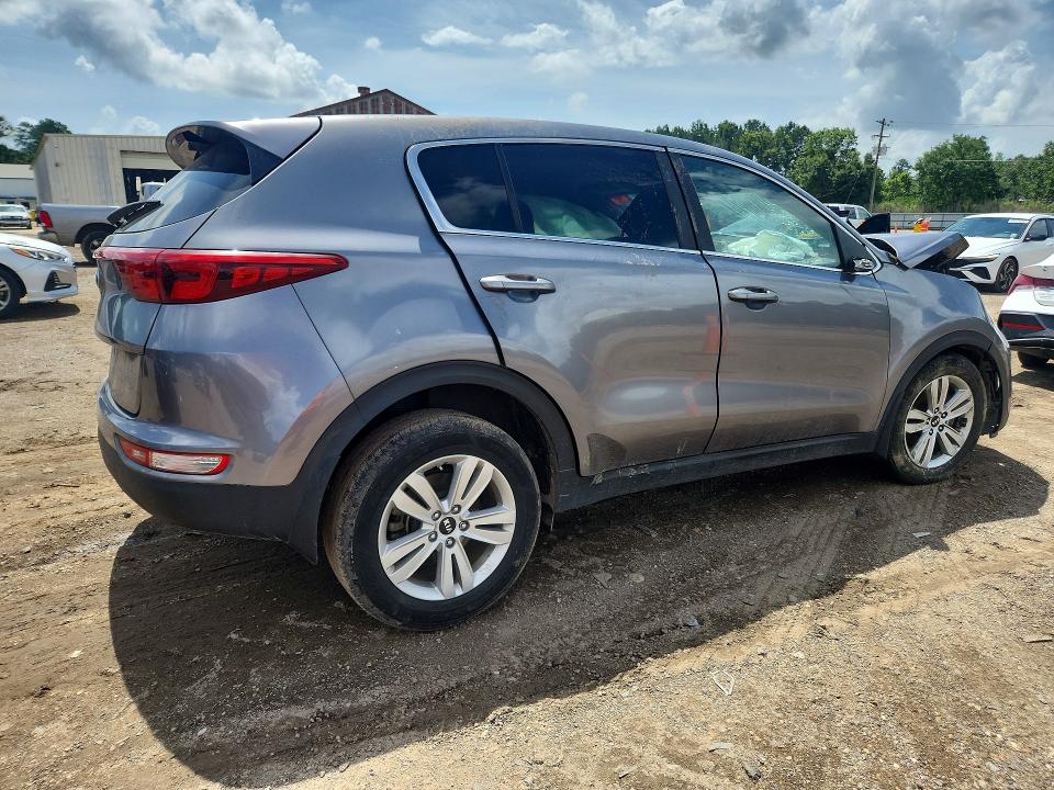 2017 Kia Sportage მანქანა იყიდება აუქციონზე, vin: KNDPM3AC6H7247328, აუქციონის ნომერი: 56038466