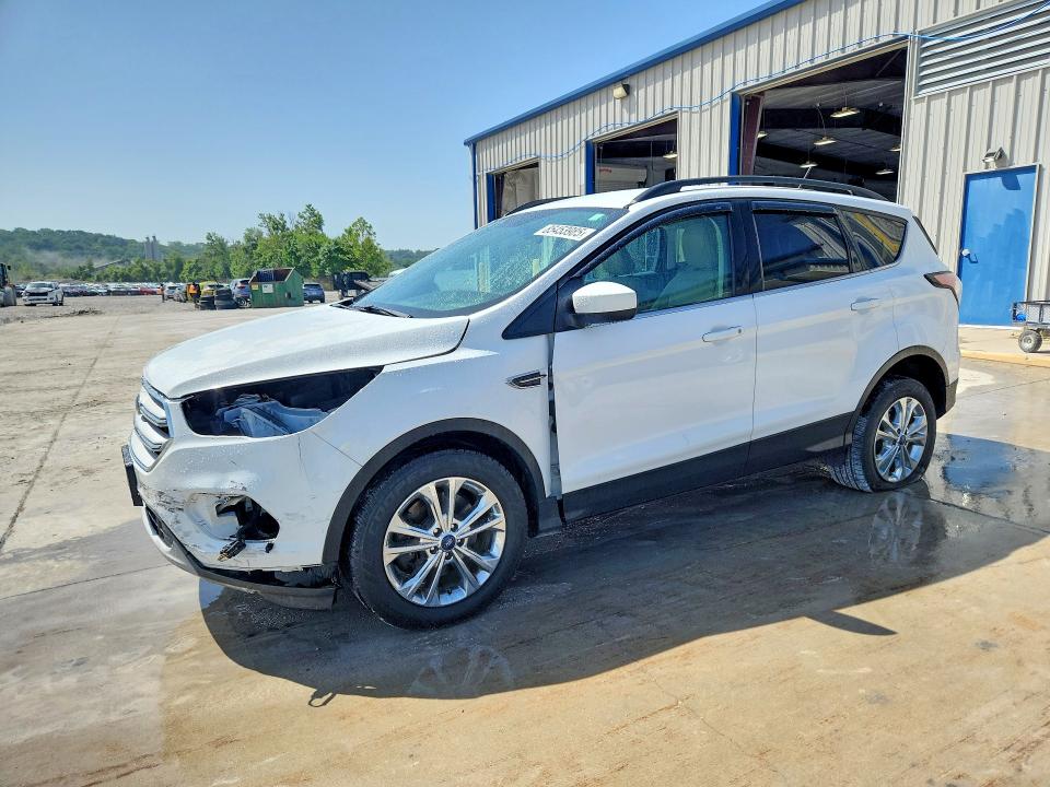 2018 Ford Escape მანქანა იყიდება აუქციონზე, vin: 1FMCU9HD4JUA72659, აუქციონის ნომერი: 85453985