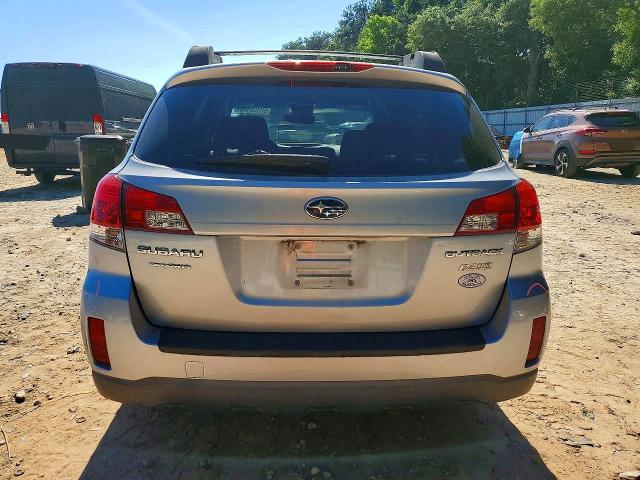 2013 Subaru Outback მანქანა იყიდება აუქციონზე, vin: 4S4BRBCC9D3308686, აუქციონის ნომერი: 56068406